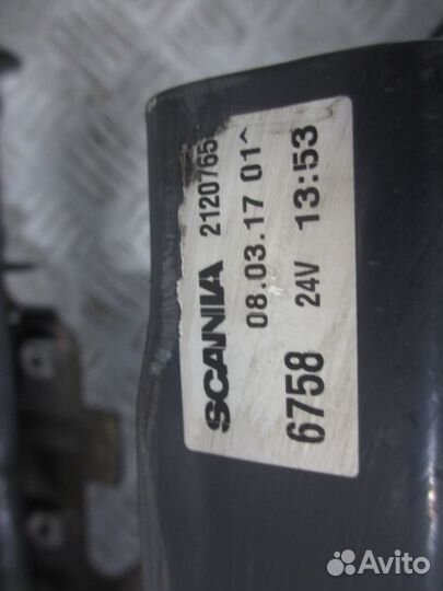 Кронштейн трапеции стеклоочистителей Scania 212076