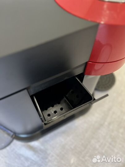 Кофемашина Nespresso vertuo next GCV1