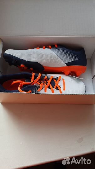 Бутсы на мальчика 37 р.новые