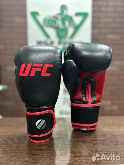 Боксерские перчатки