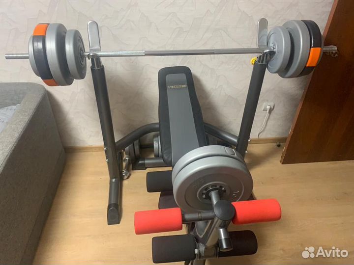Скамья для жима со стойками и штангой