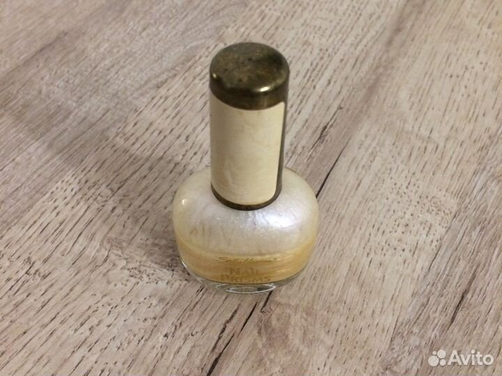 Лак для ногтей Sally Hansen