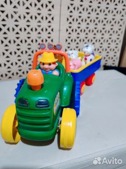 Трактор фермера kiddieland