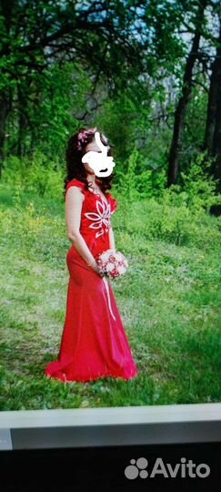 Вечернее платье в пол