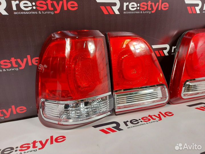 Стопы Toyota Land Cruiser 100 Стиль LC200 D2397