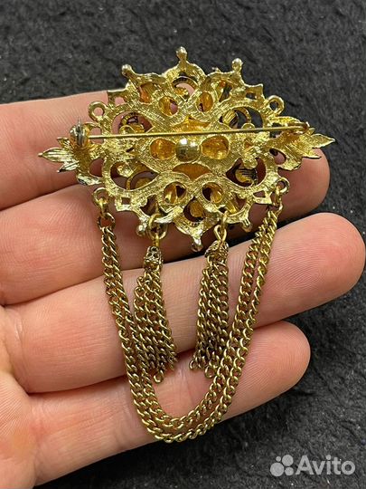 Брошь винтажная Чехословакия. Зеленые камни