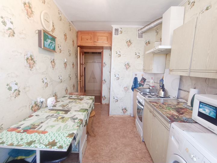 3-к. квартира, 65 м², 8/9 эт.