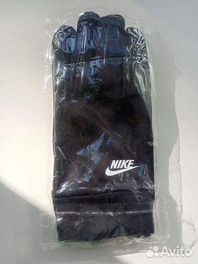 Перчатки Nike