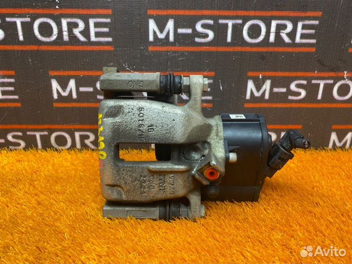 Суппорт задний левый Volkswagen Tiguan 5N cczd