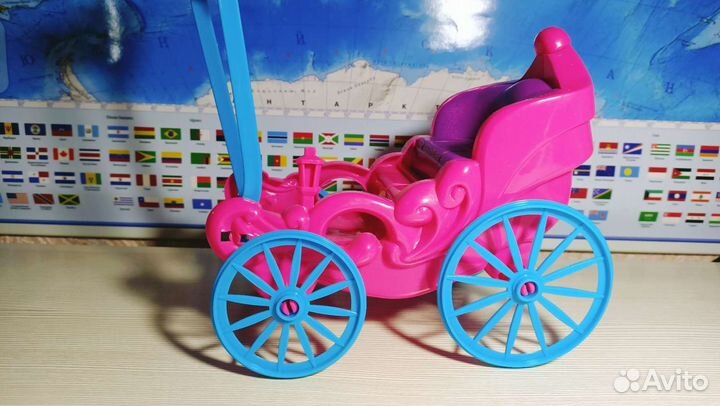 Кроватка и карета для кукол