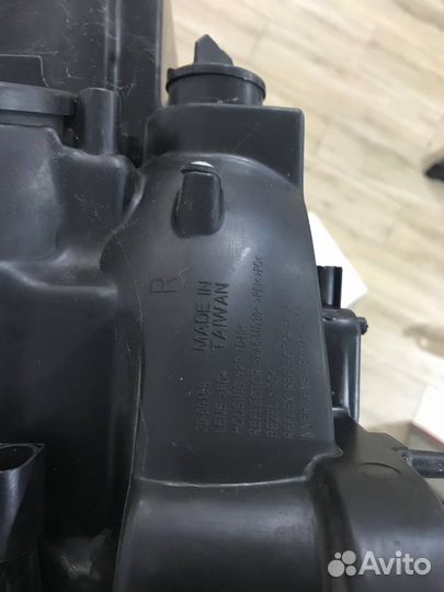 Фара правая на Mercedes W164 ML