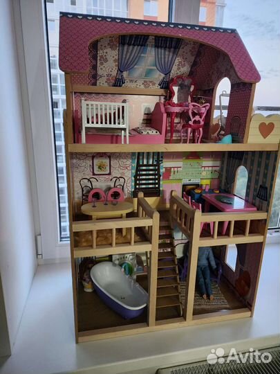 Домик кукольный