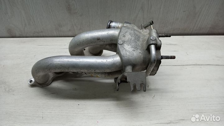 Коллектор впускной Mazda 323 BA