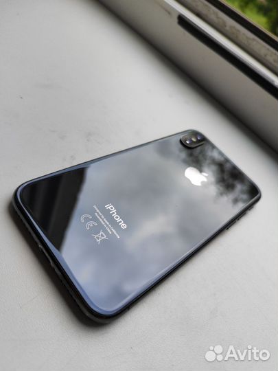 iPhone X, 64 ГБ