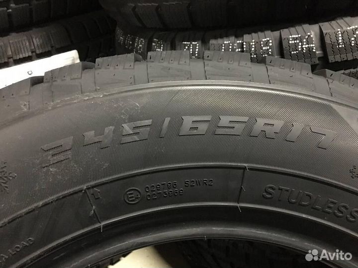 Windforce Snowblazer 245/65 R17 111T