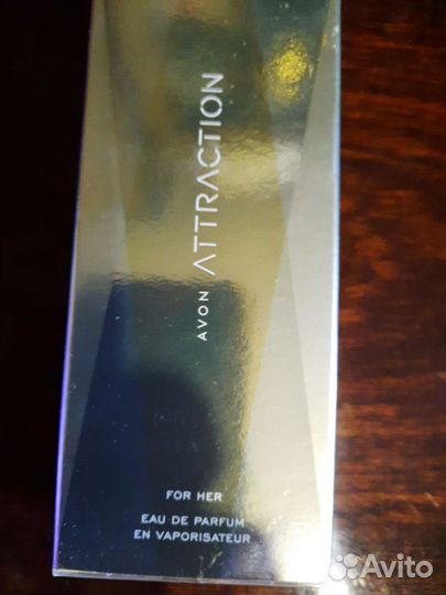 Парфюмированная вода женская Attraction, от Avon