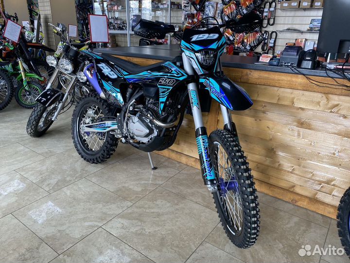 Мотоцикл Motoland EC 250