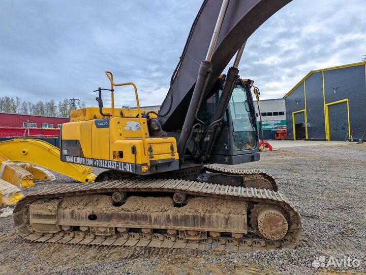 Гусеничный экскаватор Volvo EC300DL, 2018