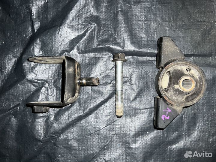 Опора переднего редуктора Паджеро 3 4