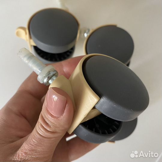 Колеса для кресла новые