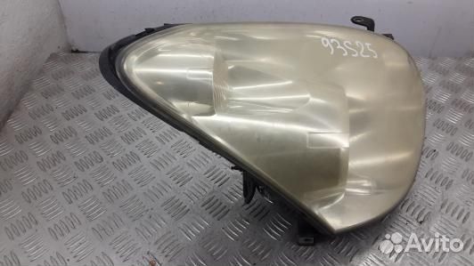 Фара правая toyota corolla verso 2 (93S25MU01)