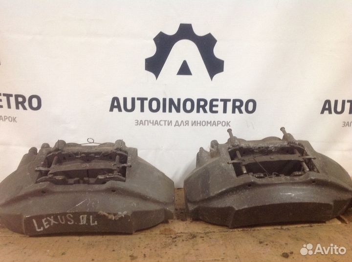 Суппорт тормозной передний левый Lexus. LS
