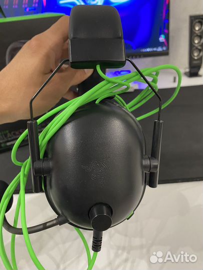Игровые наушники Razer BlackShark v2x