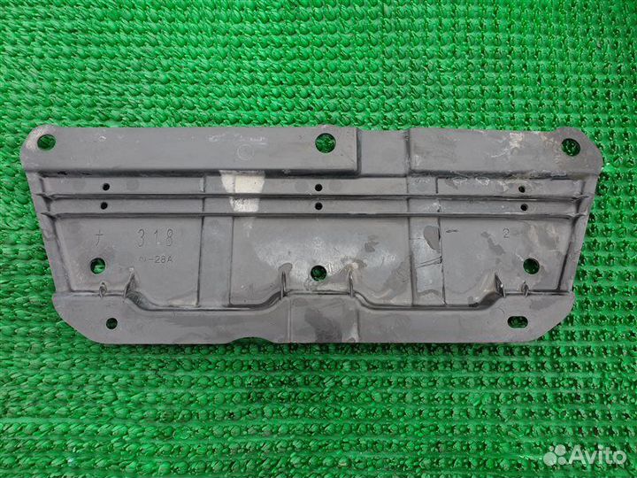 Защита двигателя Toyota Prius