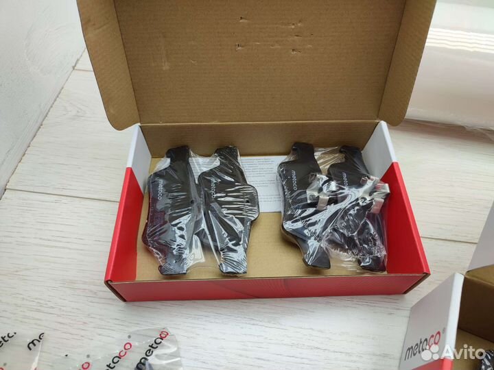 Колодки передние + задние + датчики износа Gl164