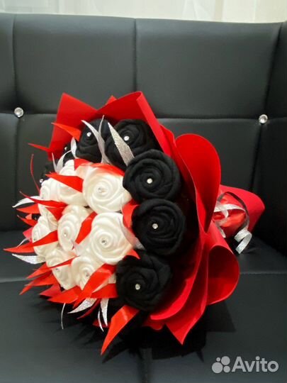 Подарок мужчине на день рождения (букет из носков)