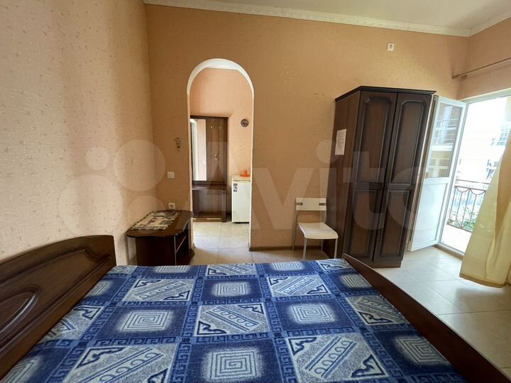 Комната 30 м² в 1-к., 1/2 эт.