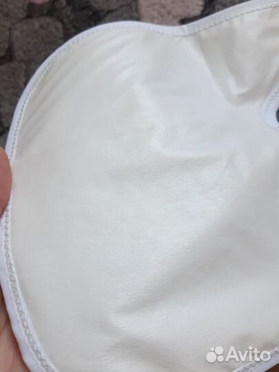 Нагрудник, слюнявчик