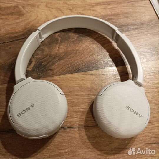 Беспроводные наушники sony