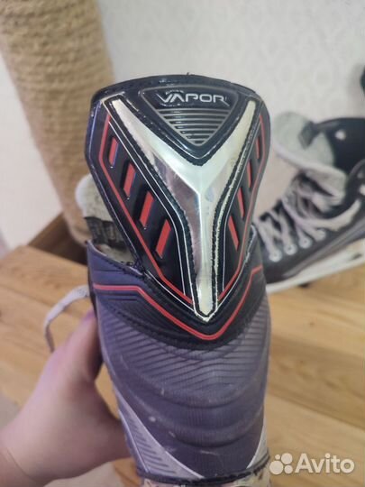 Хоккейные коньки bauer