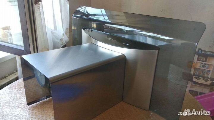 Вытяжка для кухни новая 90 см