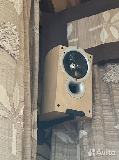 Акустика английская интерьерная