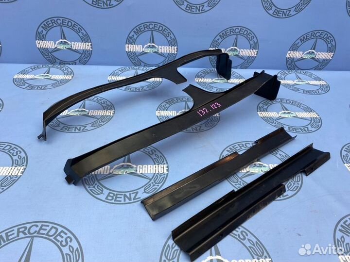 Кабель-канал Mercedes-Benz W123 616.912 2.4