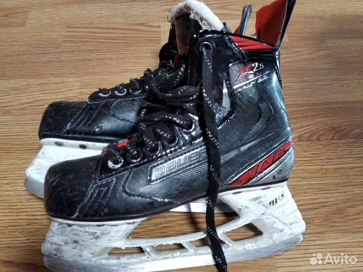 Хоккейные коньки bauer vapor2.5