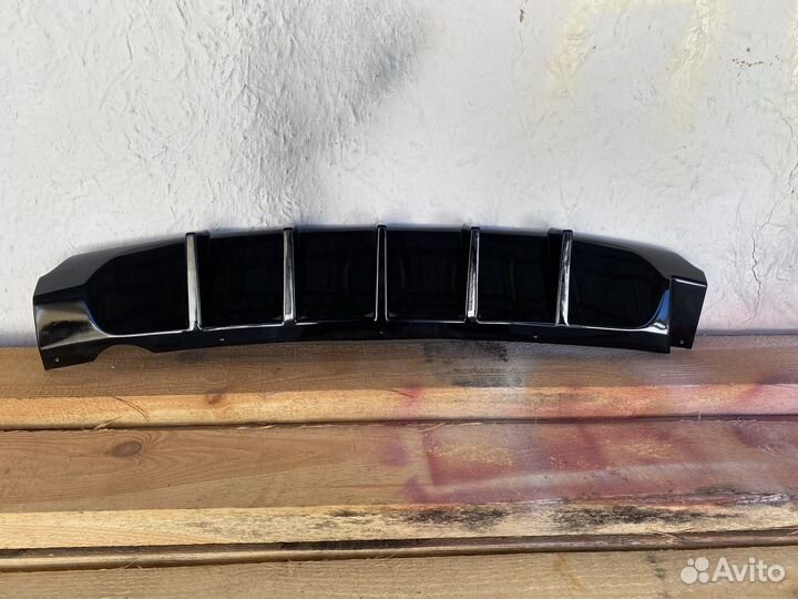 Диффизор на задный бампер