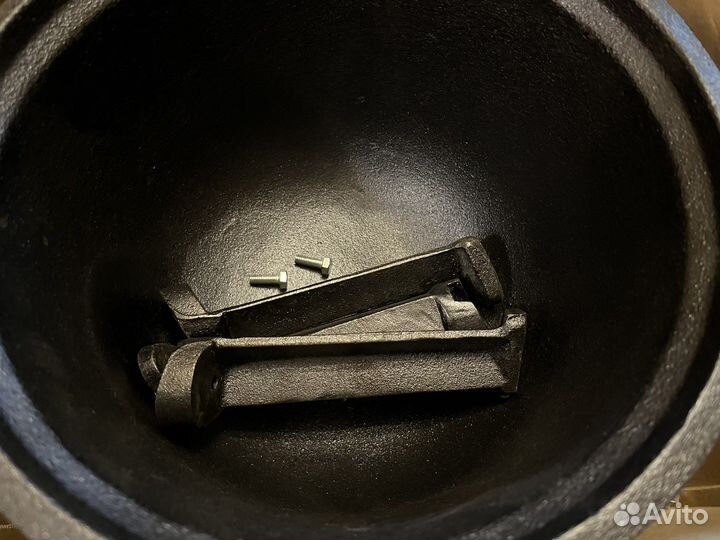 Польский чугунный казан на ножках