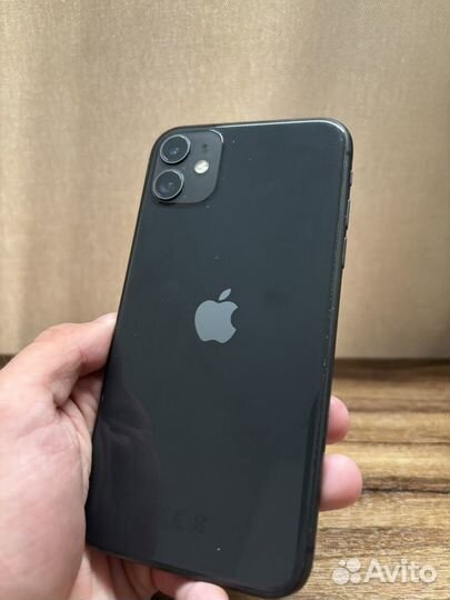 iPhone 11, 64 ГБ