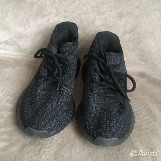 Кроссовки женские 38