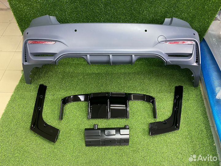 Задний бампер BMW M3 F30 + диффузор черный глянец