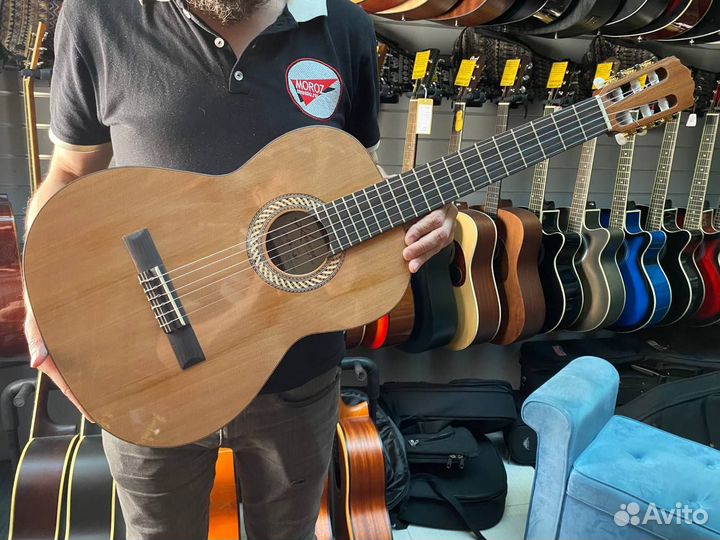 Классическая гитара 3/4