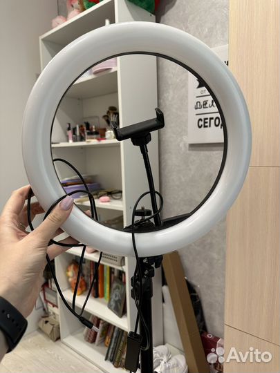 Штатив для телефона с лампой