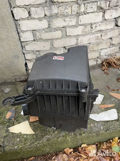 Корпус воздушного фильтра на LADA granta