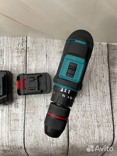 Дрель шуруповерт Makita ударный