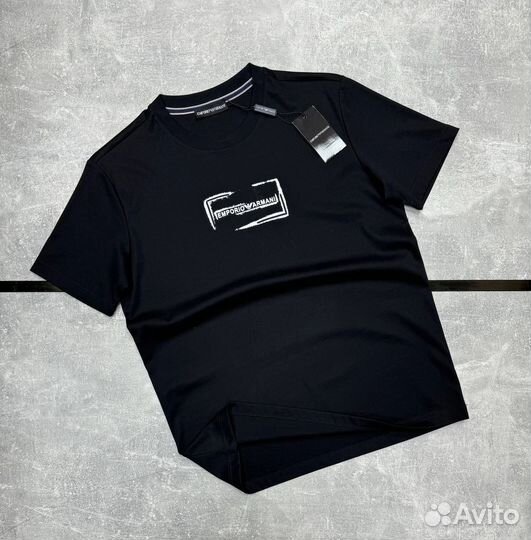 Футболка Emporio Armani