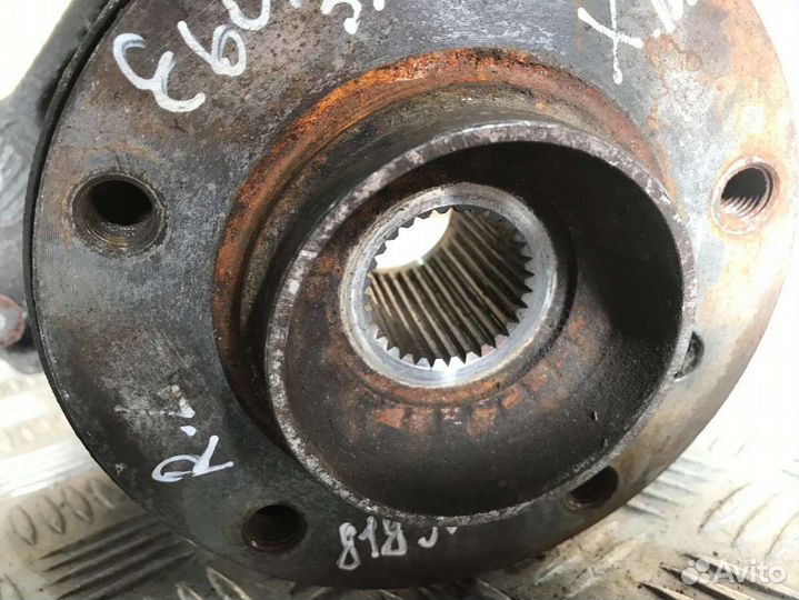 Ступица передняя левая BMW 5 E60/E61 6188315 3.0 2