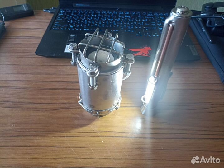 Портативная блютуз колонка и фонарик